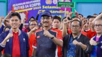 34. Sekjen ATRBPN Ikuti Laga Eksibisi Pembukaan Kejuaraan Bulutangkis HUT ke-54 KORPRI