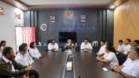 8. Kunjungi Kantah Kabupaten Humbang Hasundutan, Wamen Ossy Tekankan Pentingnya Akurasi Data Pertanahan