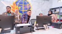 1. Tinjau PELATARAN di Kantah Kota Banjarbaru, Wamen Ossy Hindari Masyarakat Menunggu Terlalu Lama di Loket